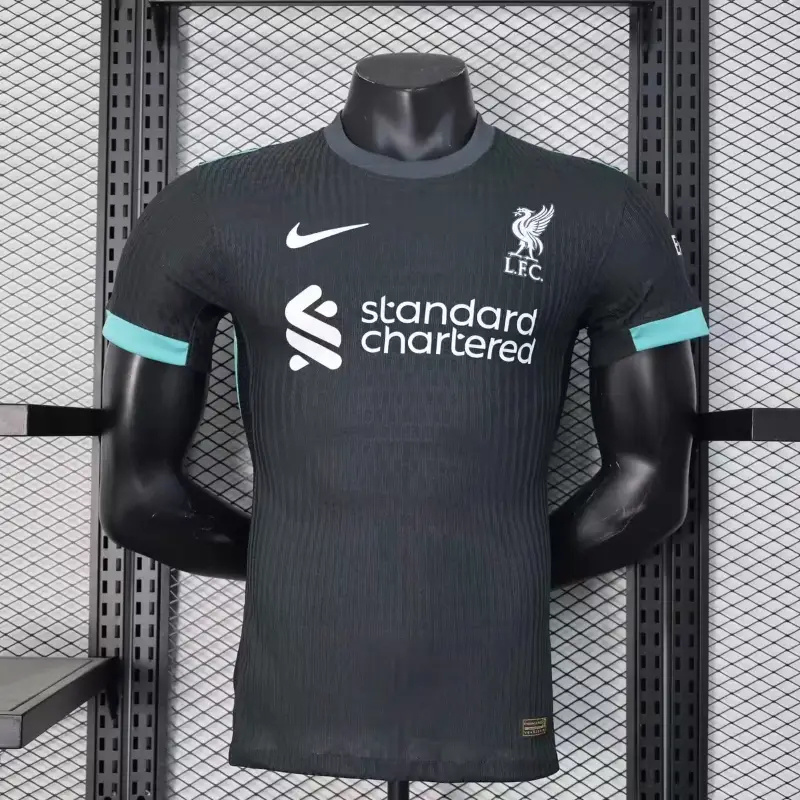 Maillot Liverpool saison 2023-2024 extérieur version player totalement noir