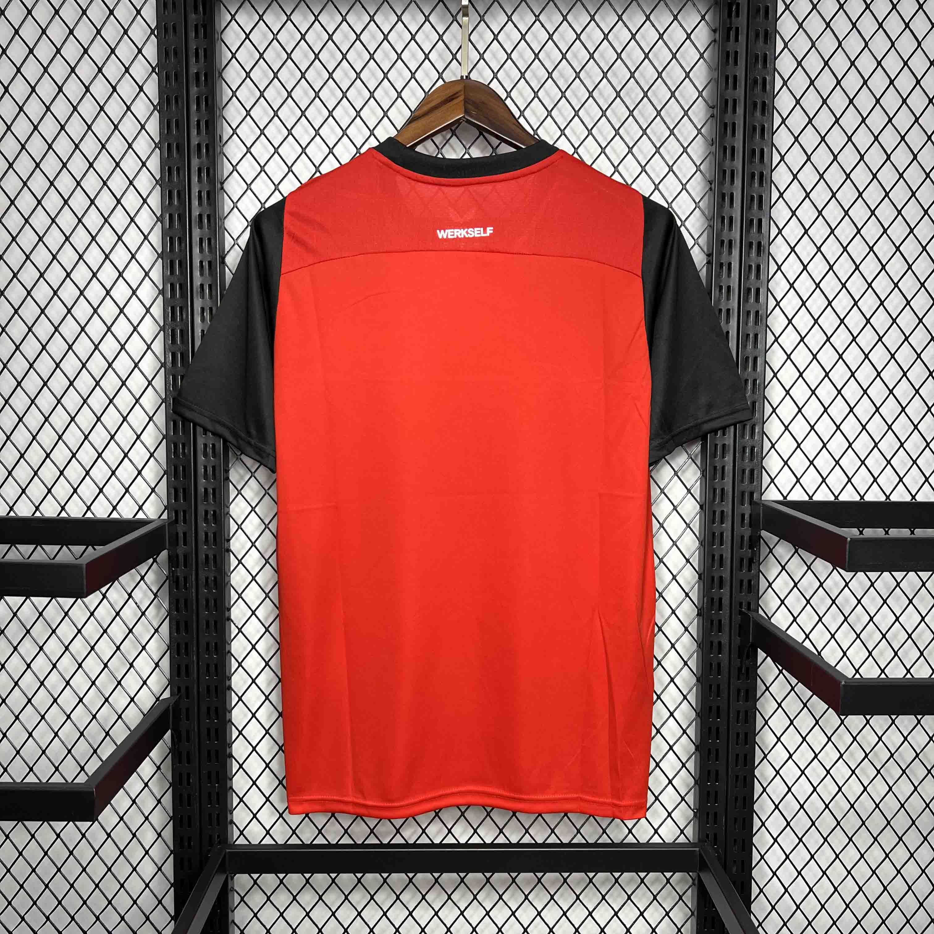 Maillot Leverkusen domicile 2024/25