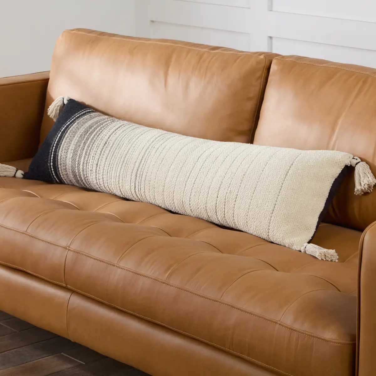 MERCADO LUMBAR DOWN PILLOW