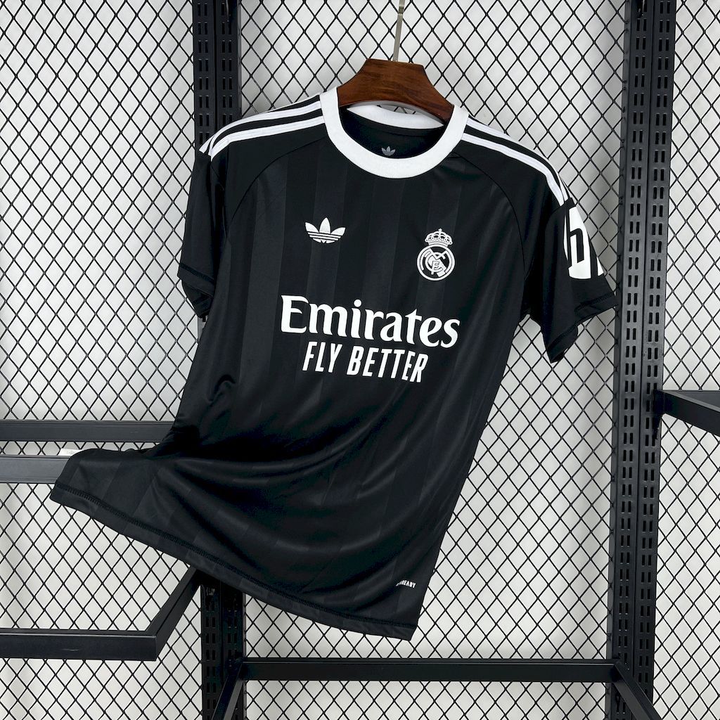 Maillot Real Madrid Concept 2025/26