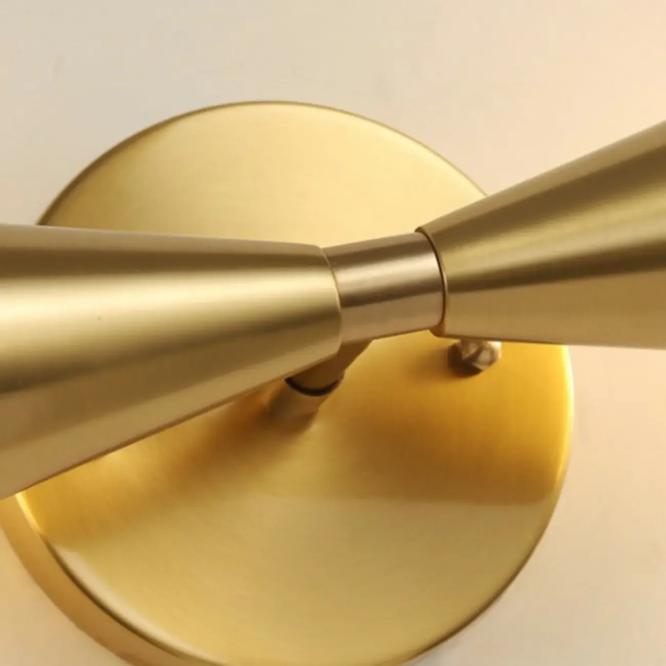 Elegant Straight 2-Light Wall Light Fixture in Gold