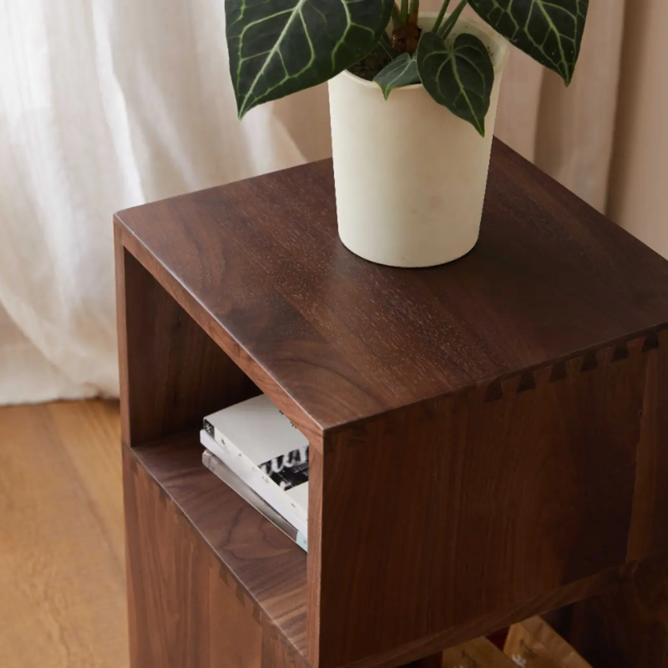 Timeless Rectangular Wooden 360¡ã Rotating Side Table