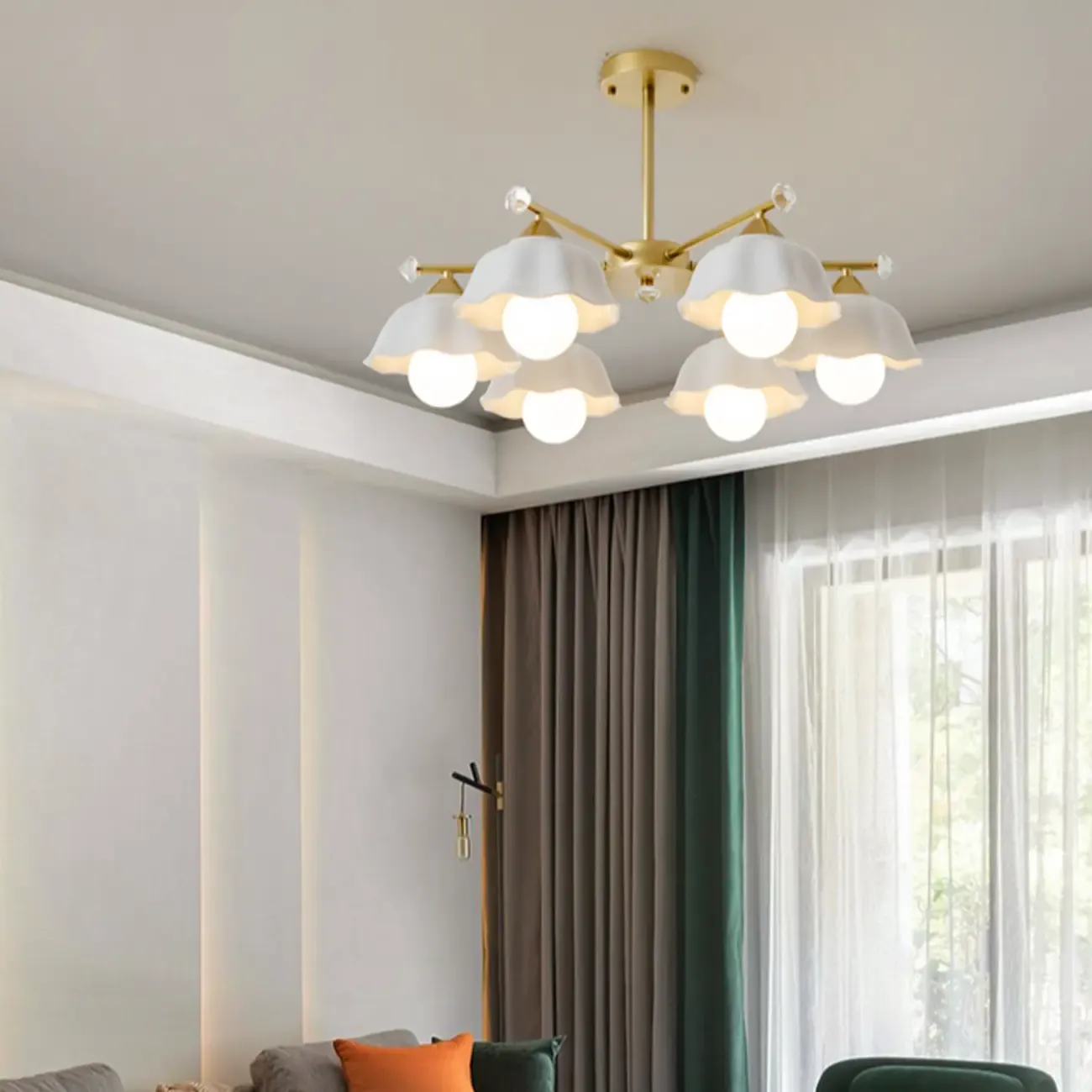 Symmetrical Ceramic Flower Down Gold Chandelier