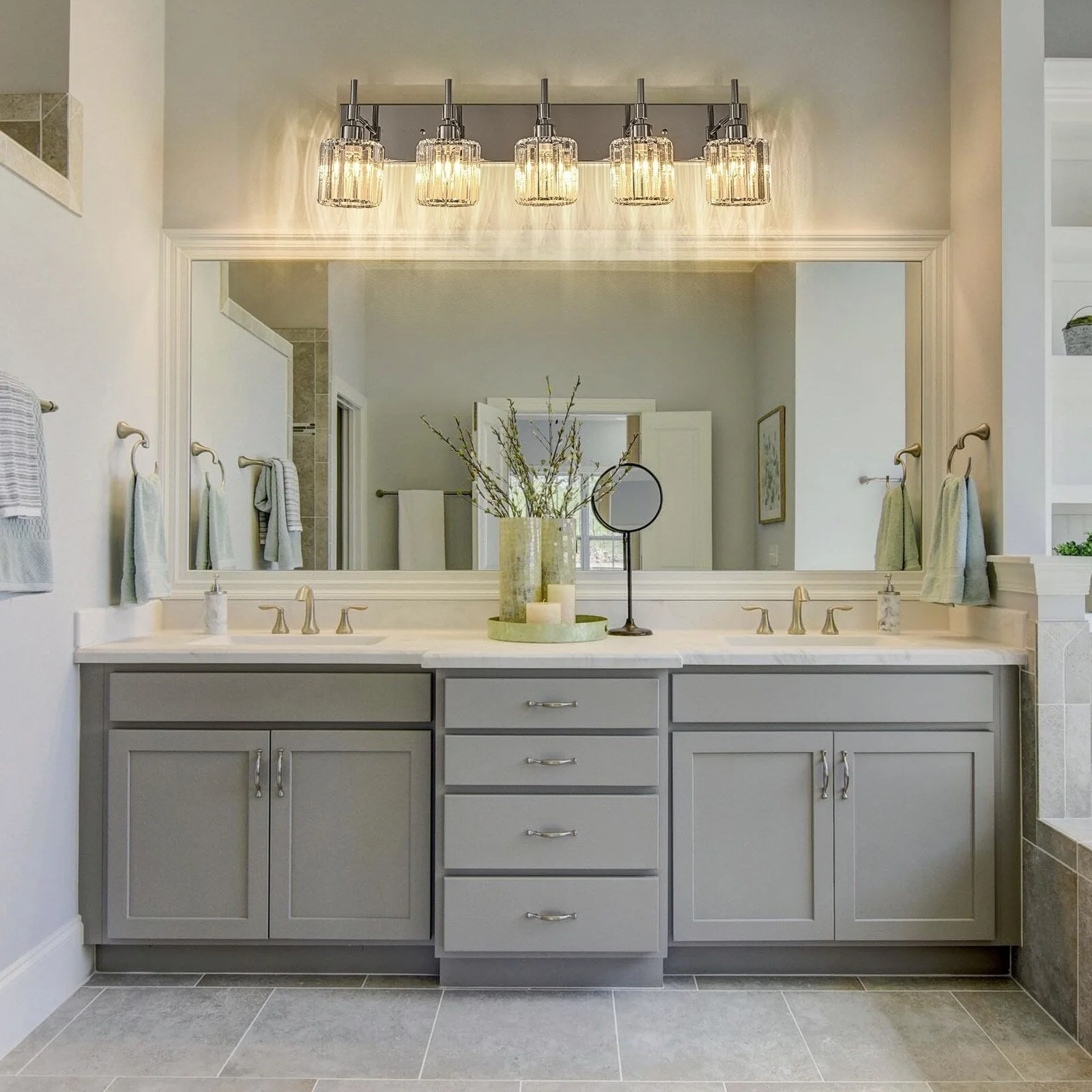 Modern Dimmable Crystal Bathroom Vanity Light Wall Sconces with Crystal Shades