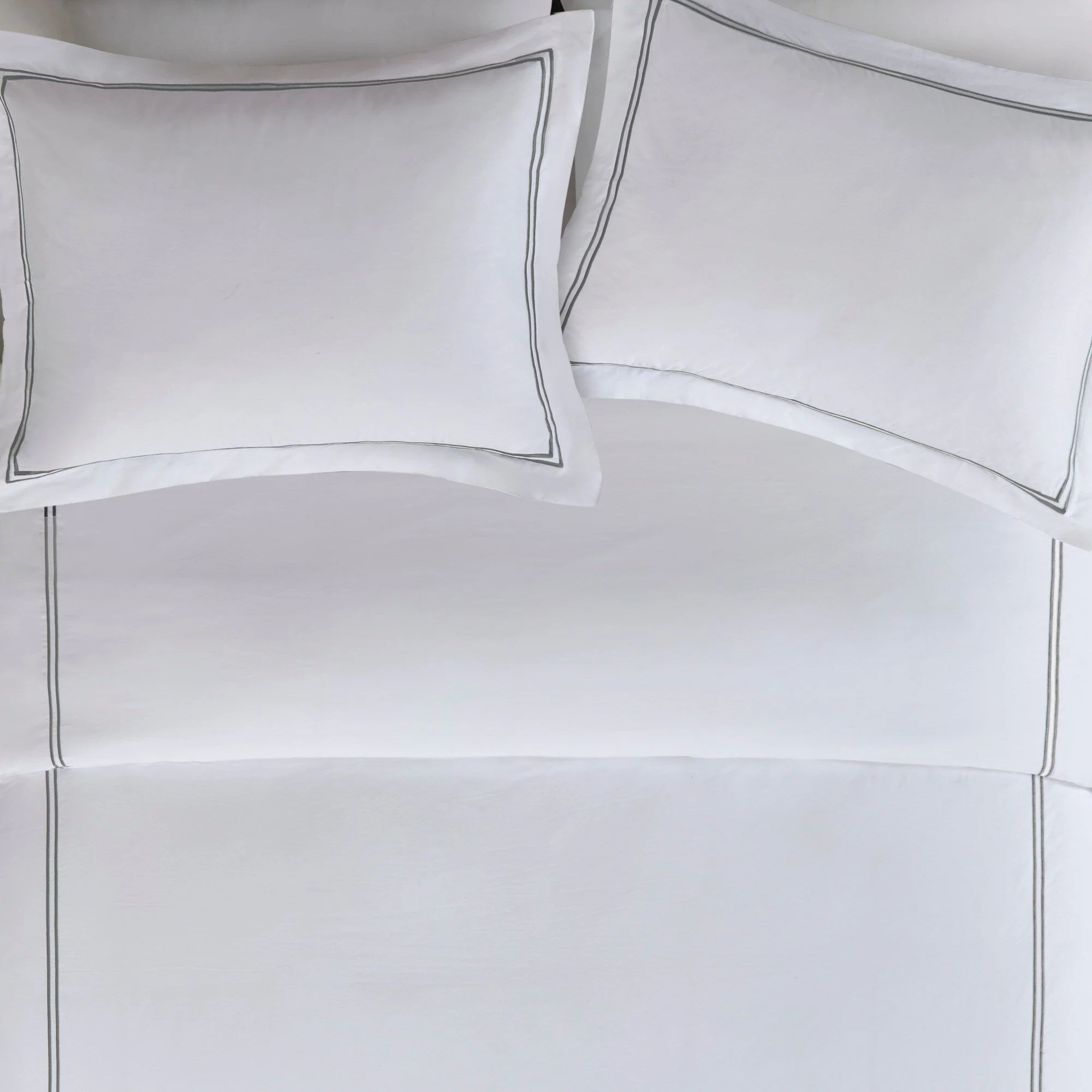 Madison Park Signature 500 Thread Count Luxury Collection 100% Cotton Sateen Embroidered Duvet Cover Set
