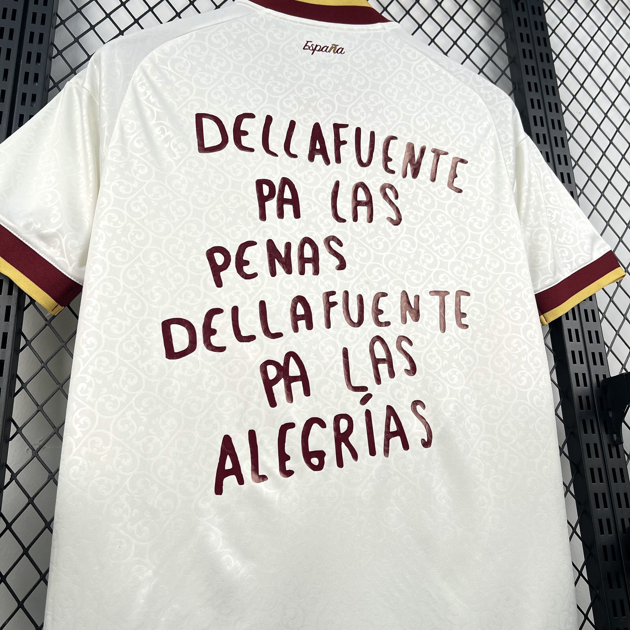 Maillot Espagne x Dellafuente extérieur Coupe du monde 2026