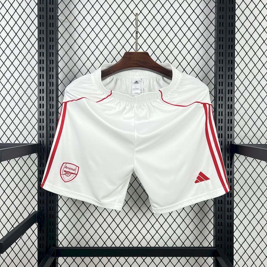 Short Arsenal domicile 2025/26