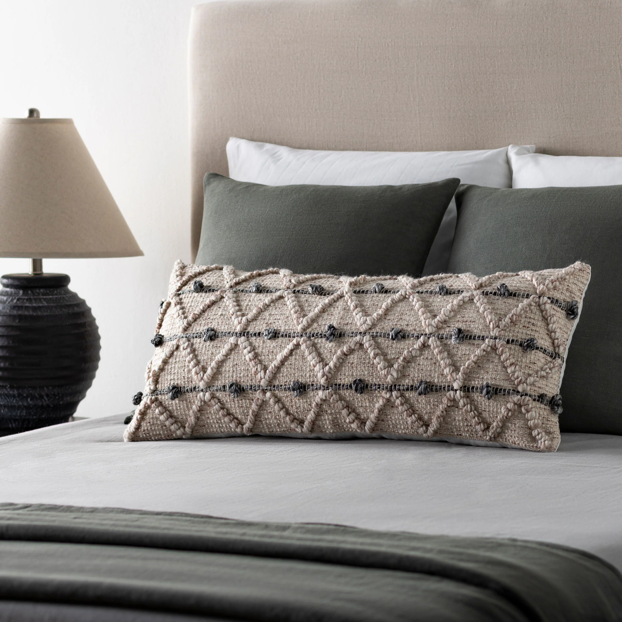 Anders Pillow ADR-009