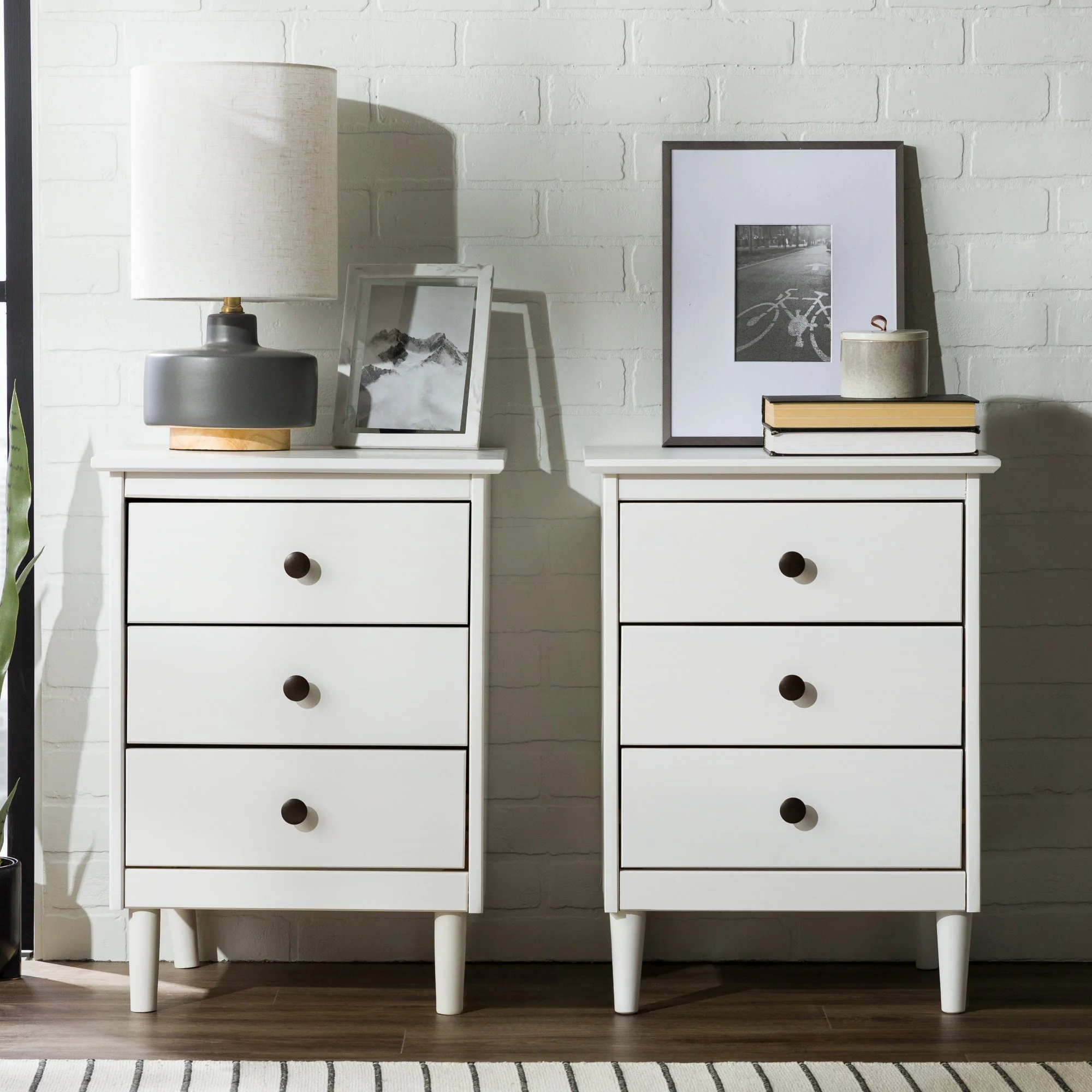 Spencer Solid Transitional Wood Nightstand