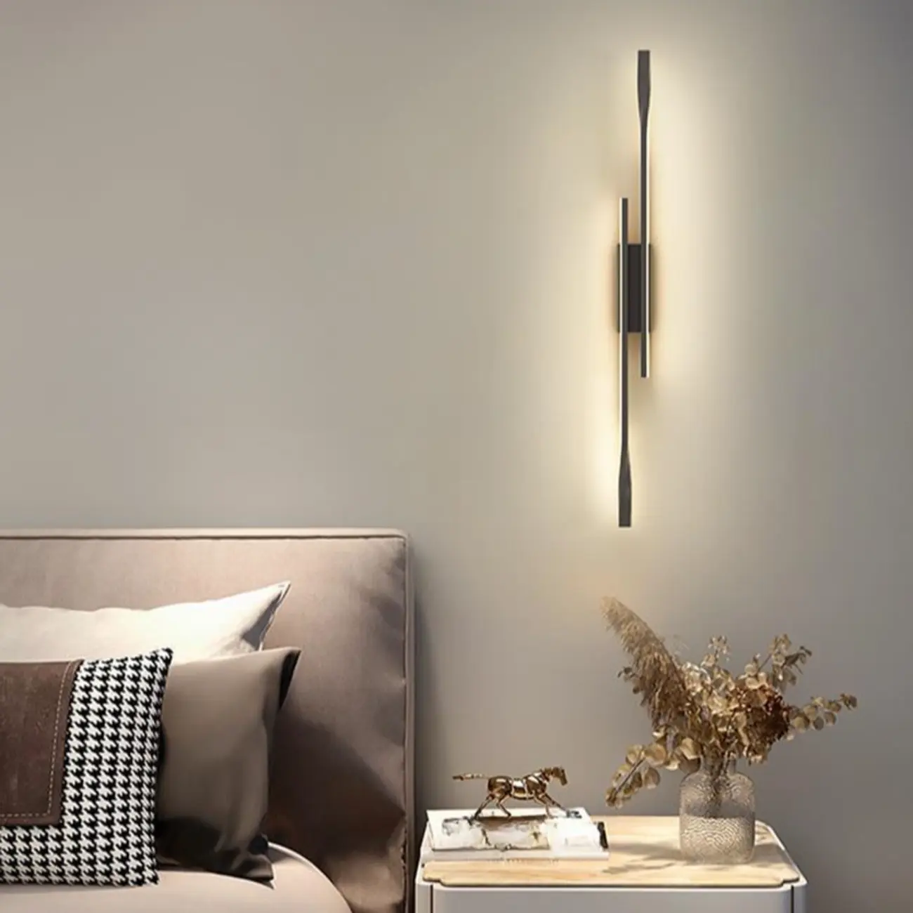 Modern Linear Wall Sconce with Silica Gel Shade