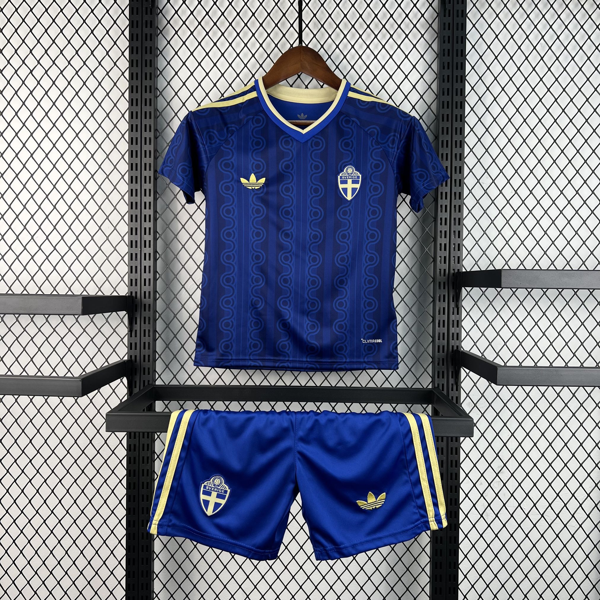 Kit Enfant Suède extérieur Coupe du monde 2026