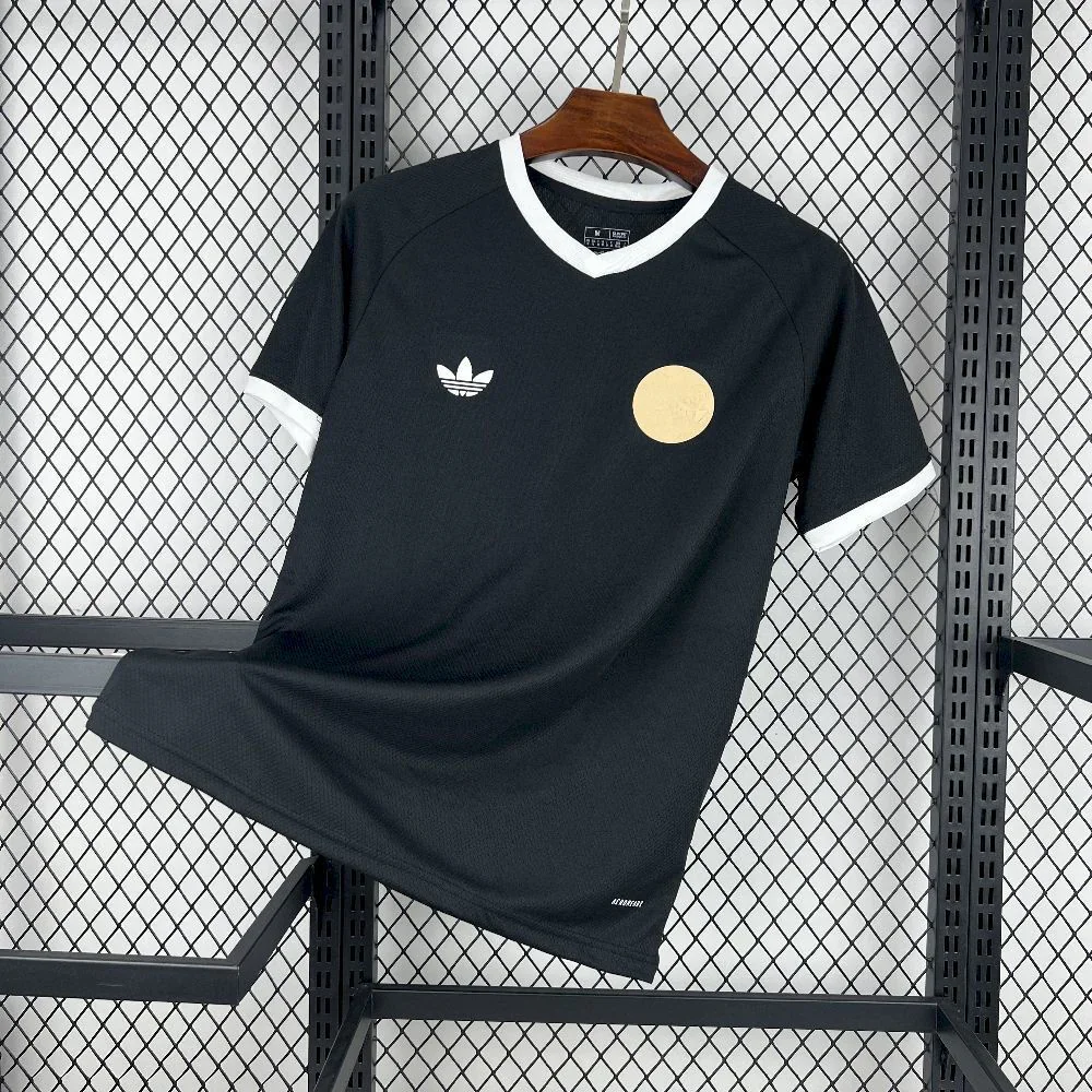 Maillot Ajax concept 2025-26
