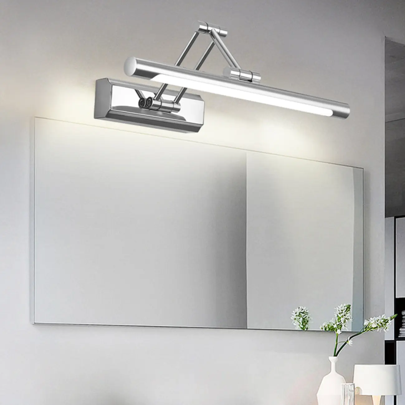 Modern Silver Stretchable Bathroom Vanity Light White Light LED