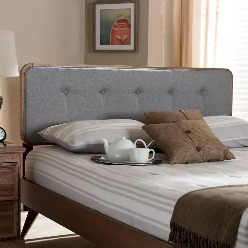 Carson Carrington Ulvik Mid-century Button-tufted Fabric Headboard