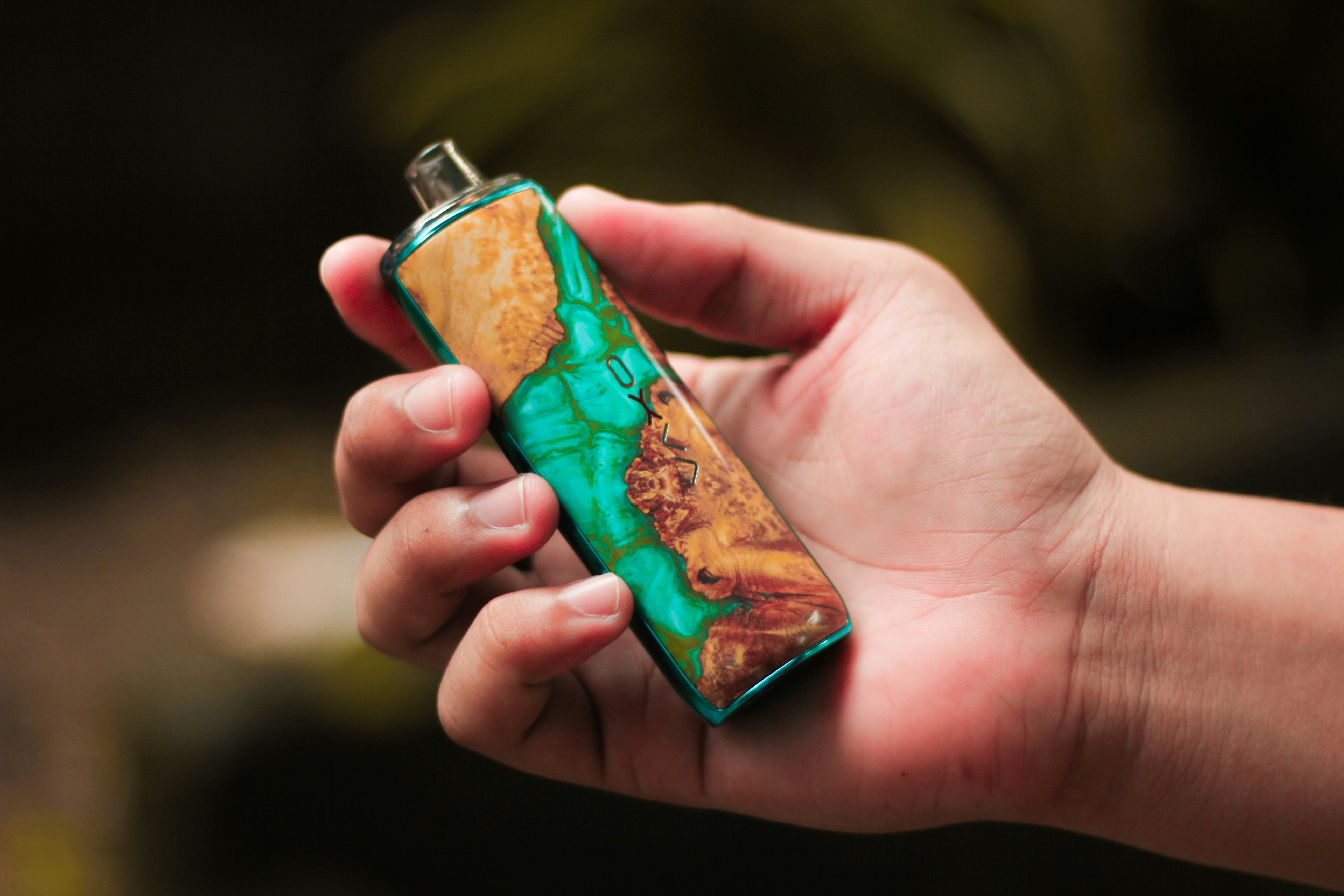 How to Choose the Right Vape Battery: Balancing Power Output and Maximum Thermal Safety