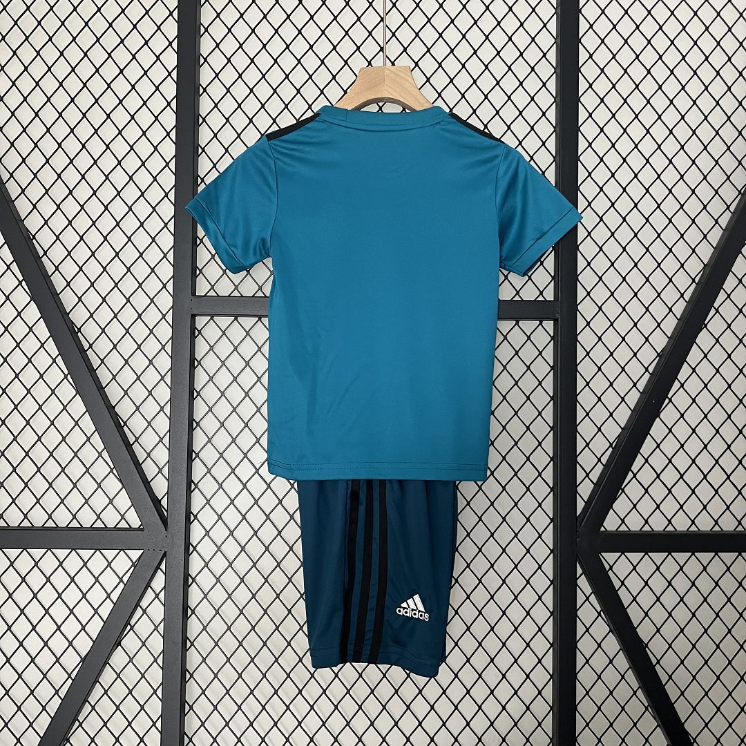 Kit Enfant Retro Real Madrid third 2017/18