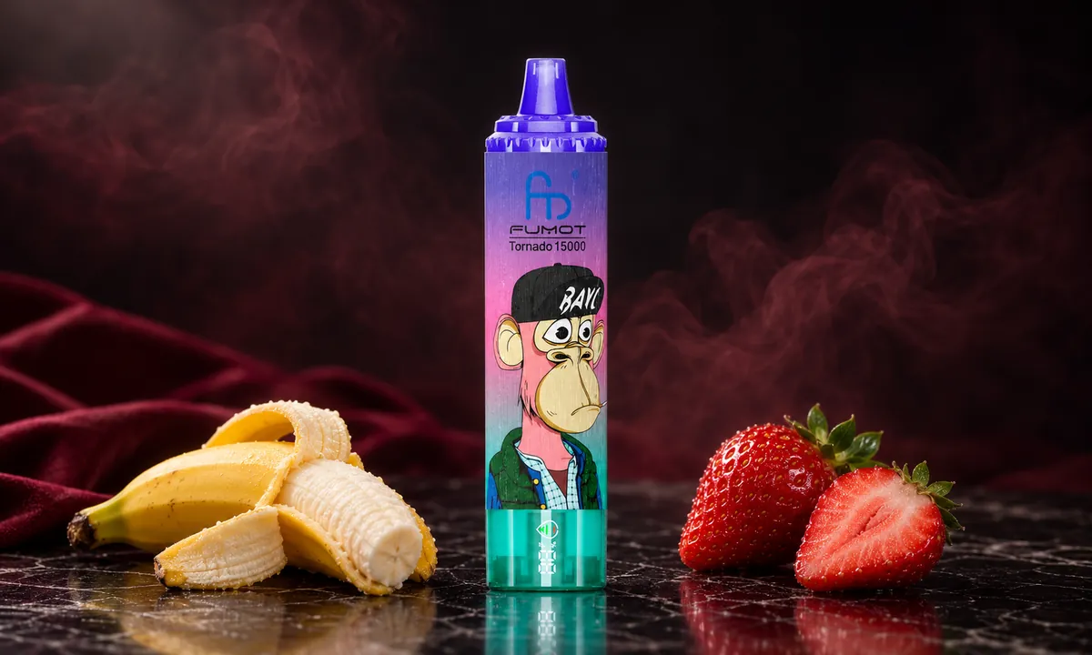 FUMOT Tornado 15000 Strawberry Banana – E-Zigarette in einer atmosphärischen Produktszene