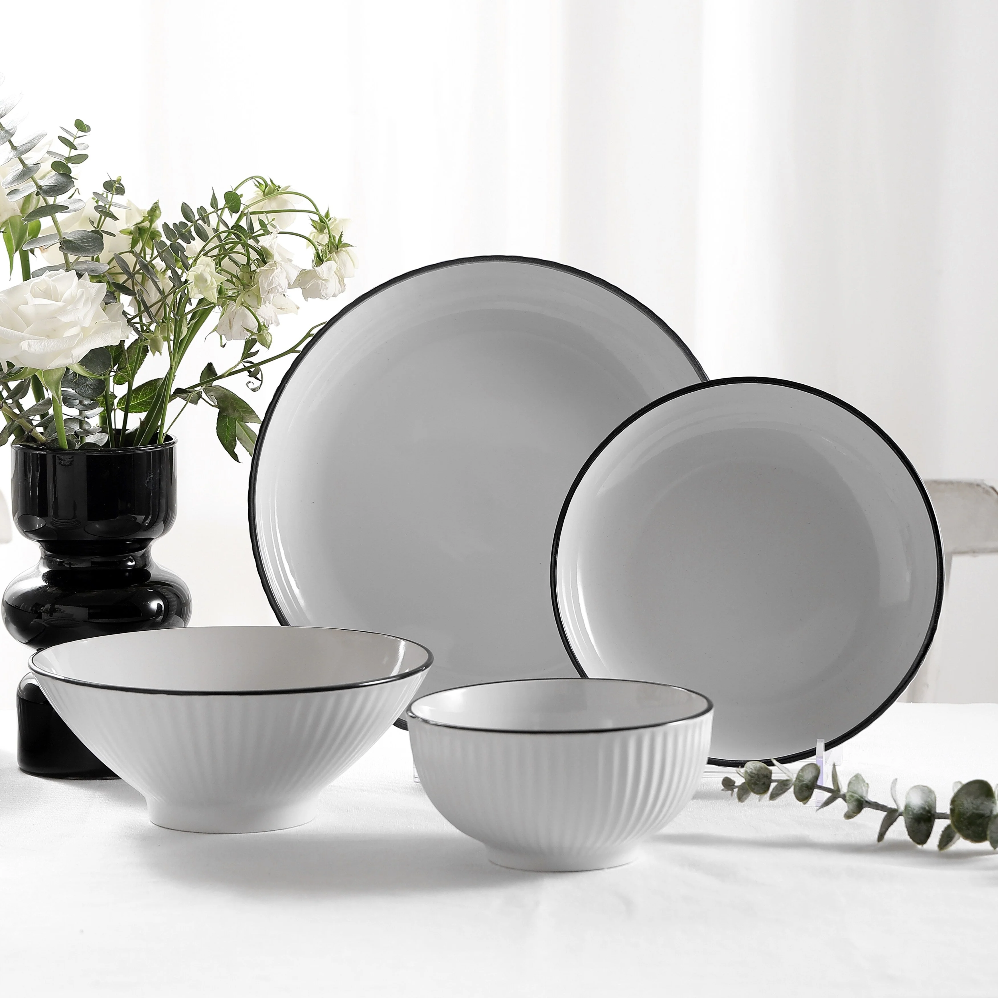 Christian Siriano Lustra Stoneware Dinnerware Set