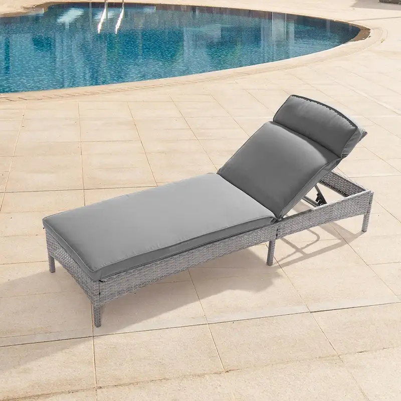 LIVOOSUN Patio Chair Rattan Single Lounge Water-Repellent Cushion