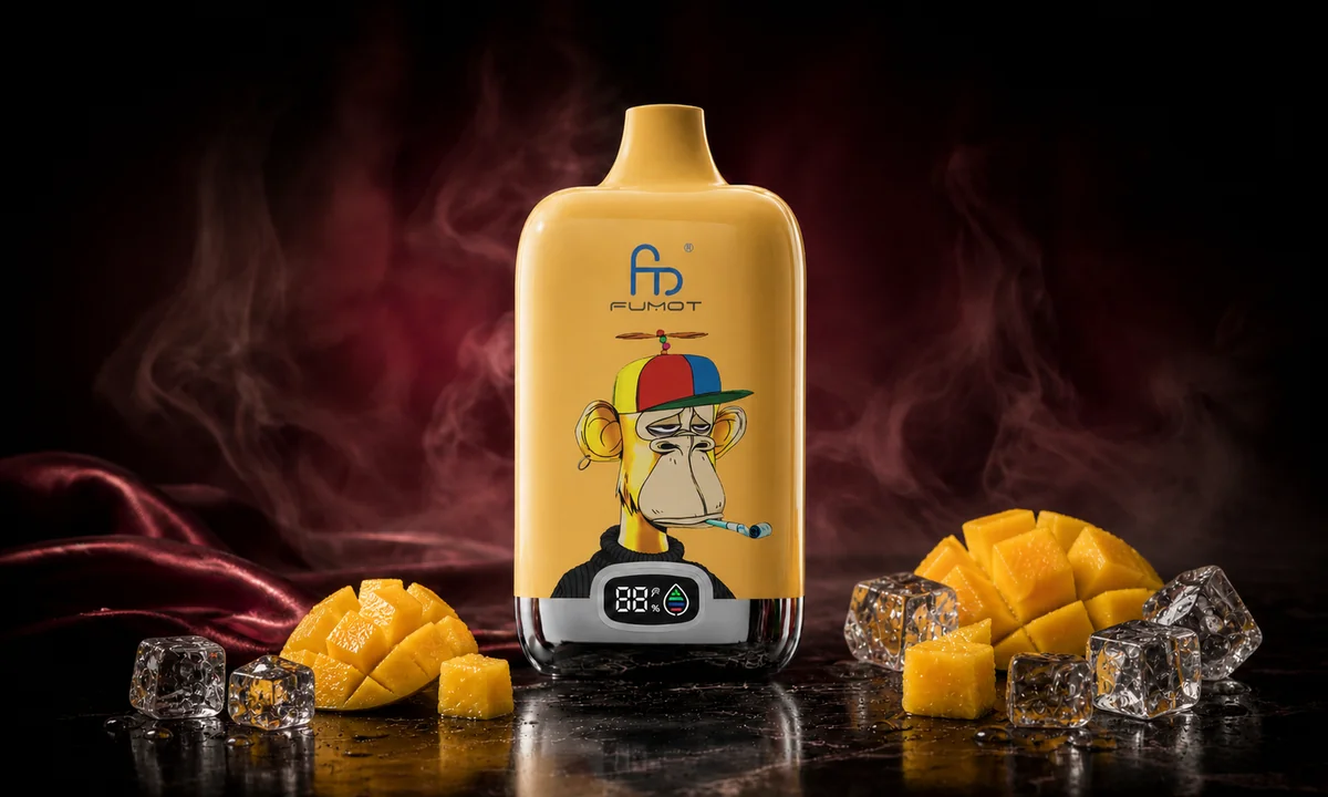 Fumot Digital Box 12000 Mango On Ice Vape in einer dunklen Rauchszene