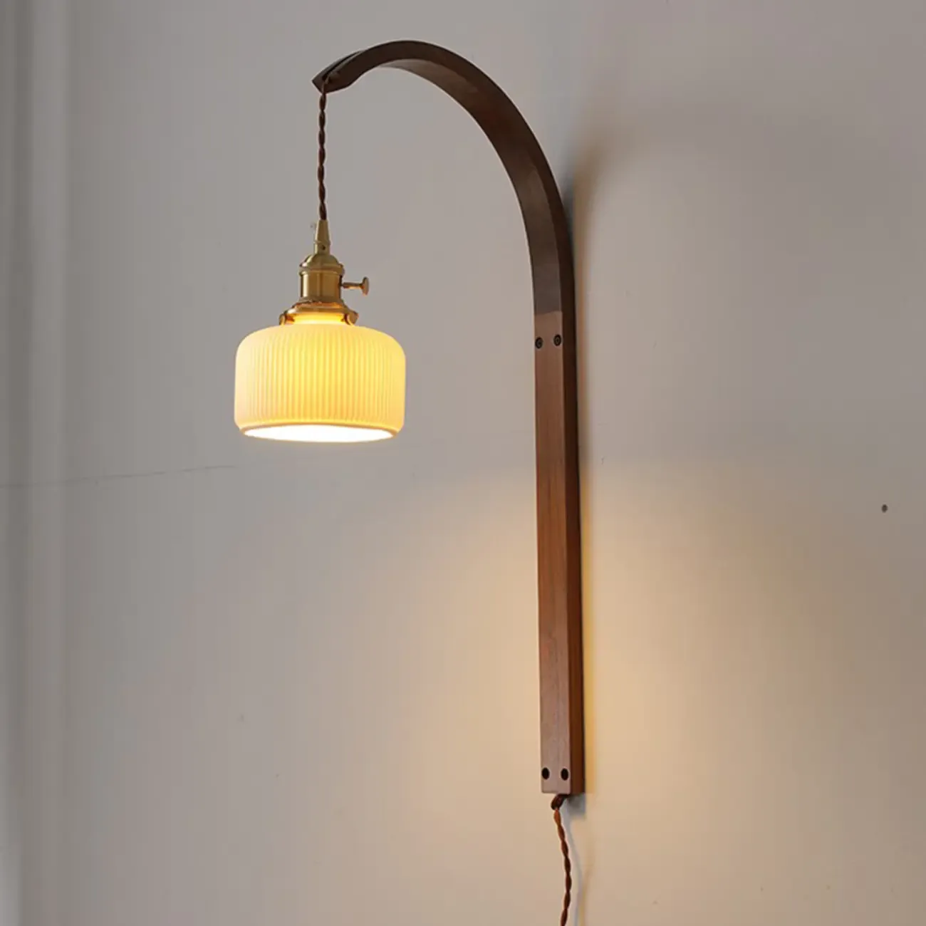 Medium Curved Ceramic LED Wall Sconce for Indoor Decor