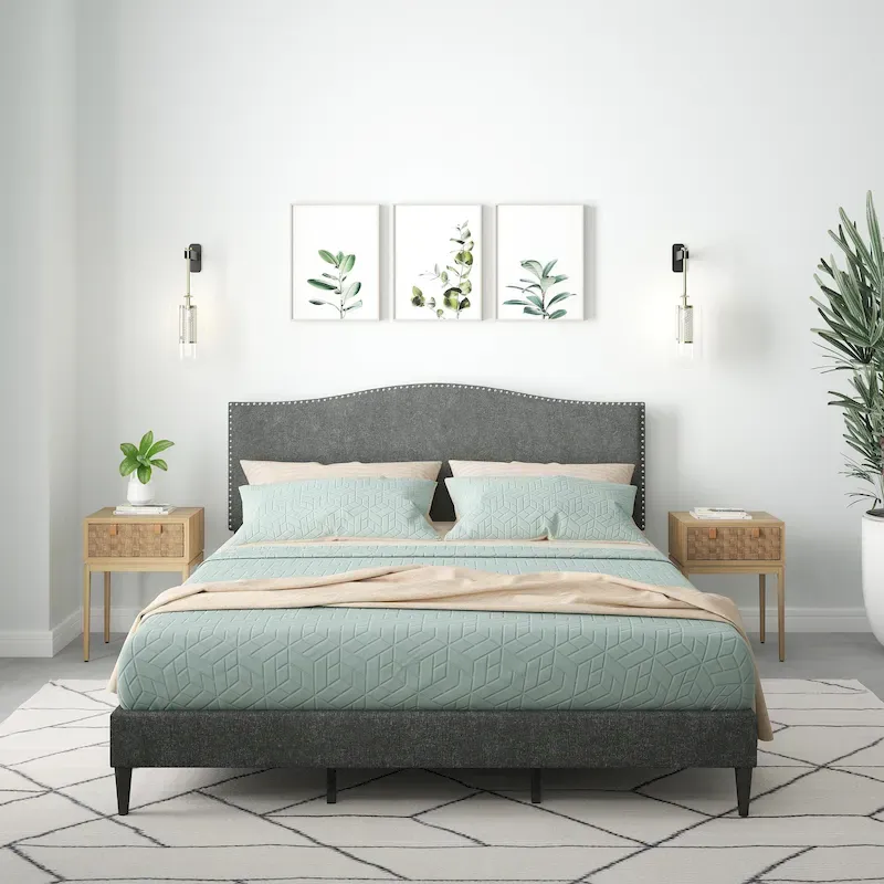 Kameli Upholstered Bed