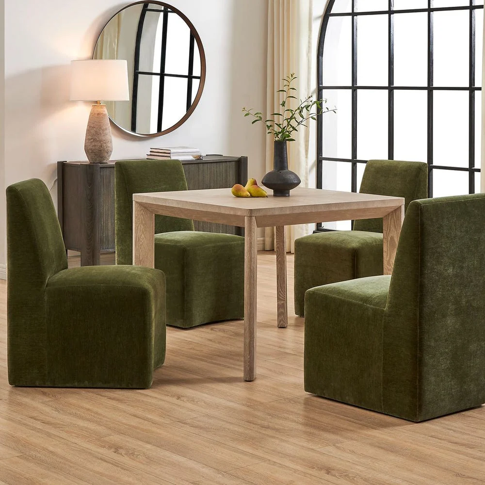 Noval Dining Game Table