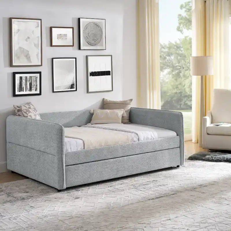 Full Boucle Daybed with Trundle